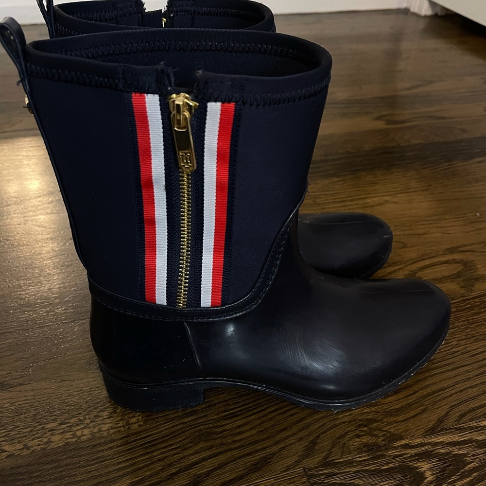 Rain boots